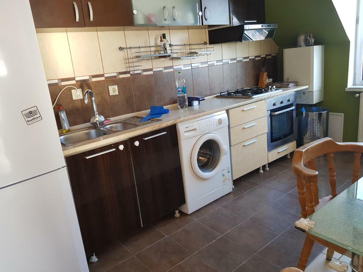 קלוז'-נאפוקה Penthouse Apartament 2 Floors, 2 Bedroom , 2 Bath, 120 Sqm , Inside Yard Parking מראה חיצוני תמונה